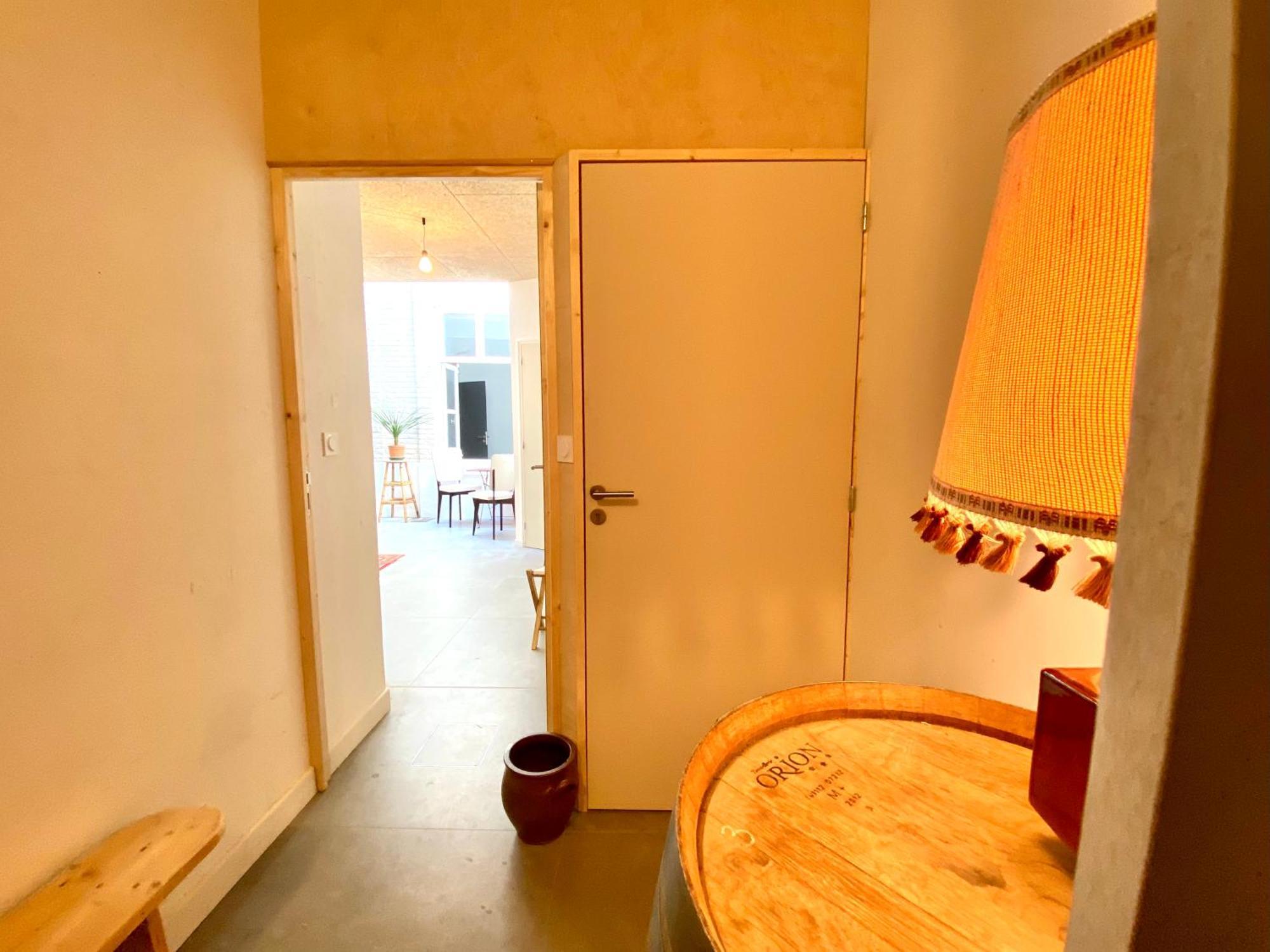 Oasis Urbaine - Spacieux Et Calme Avec Patio Lille Exterior foto