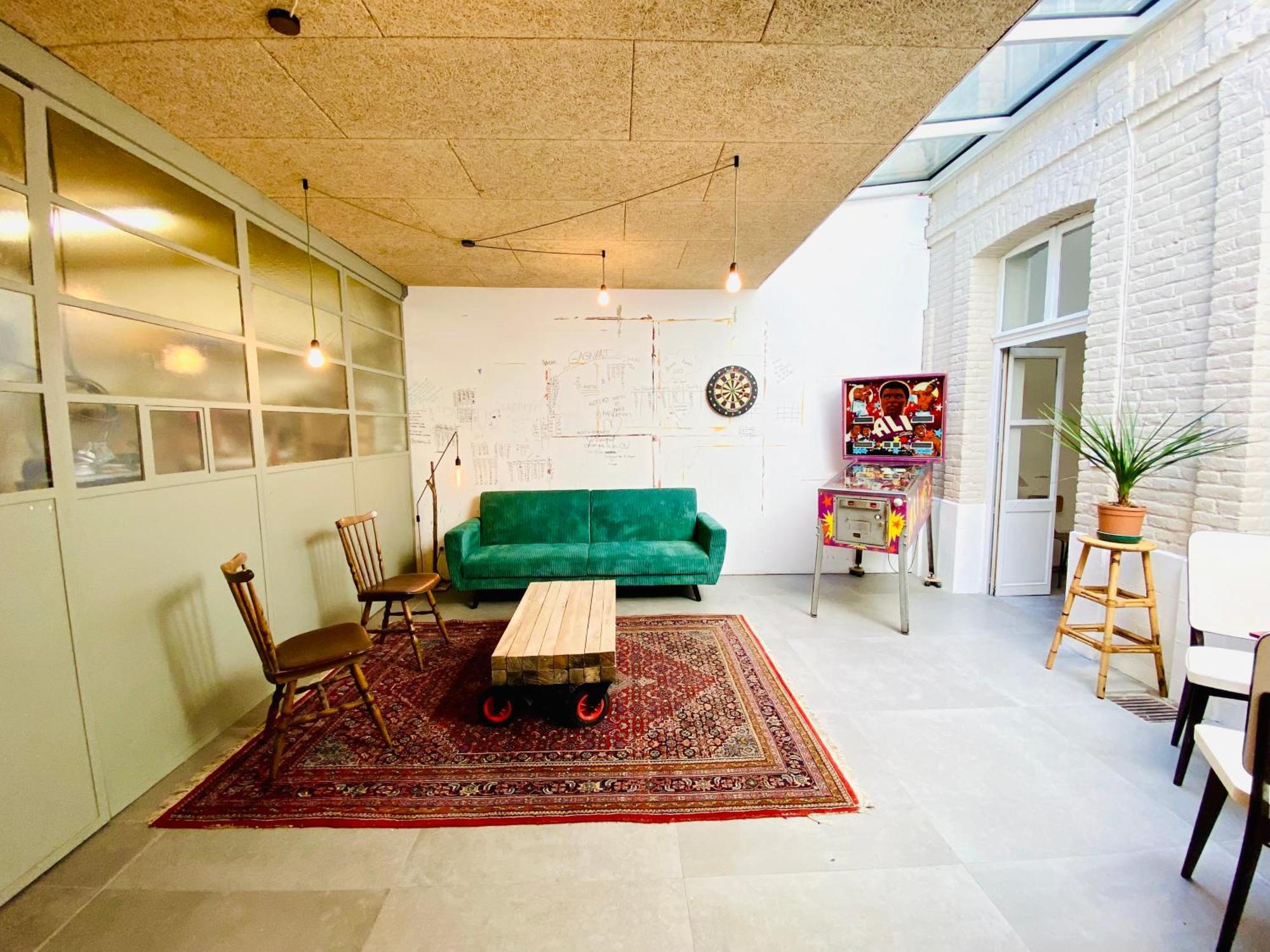 Oasis Urbaine - Spacieux Et Calme Avec Patio Lille Exterior foto
